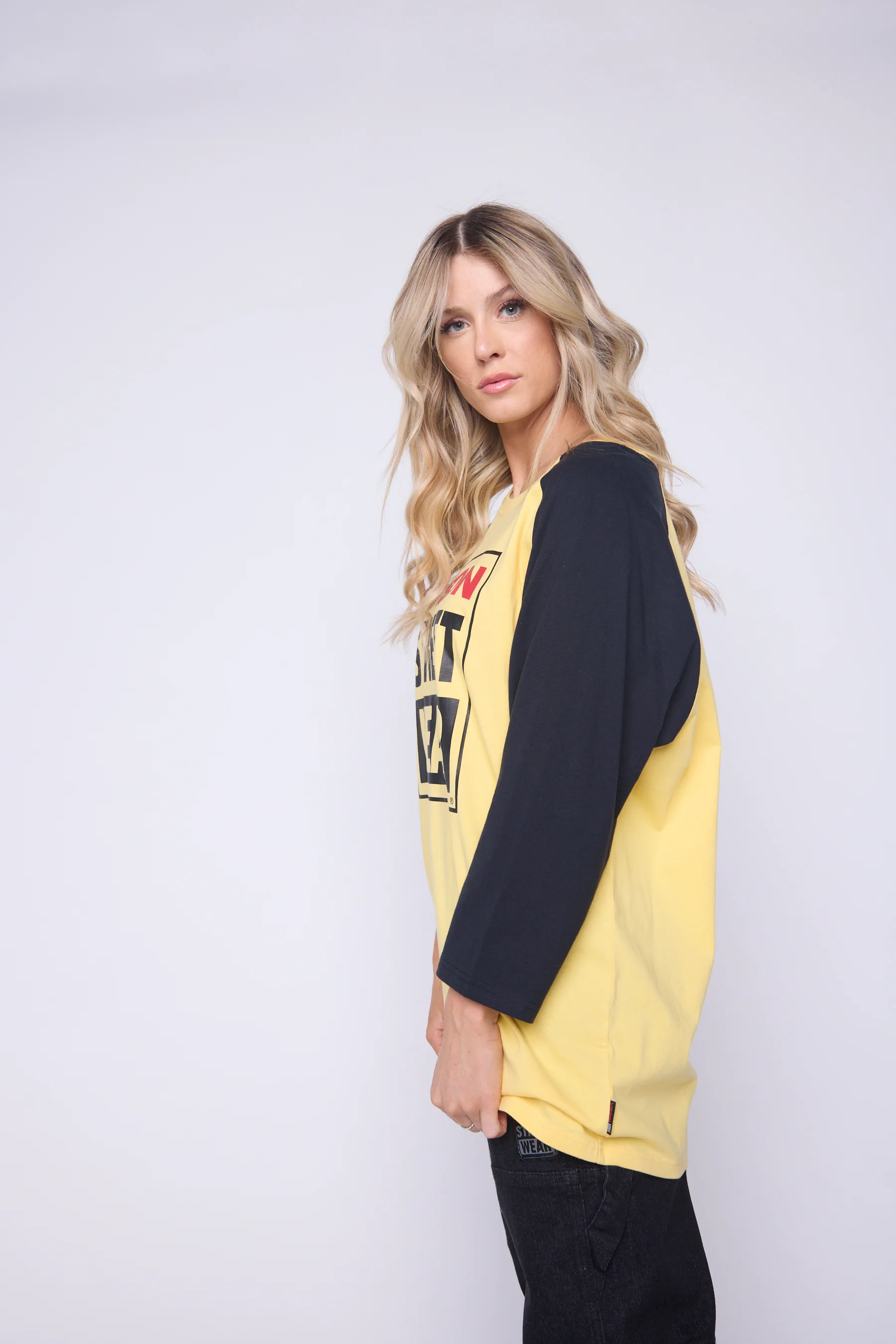 3/4 Raglan Sleeve Box Logo Print - Butter - Image 7