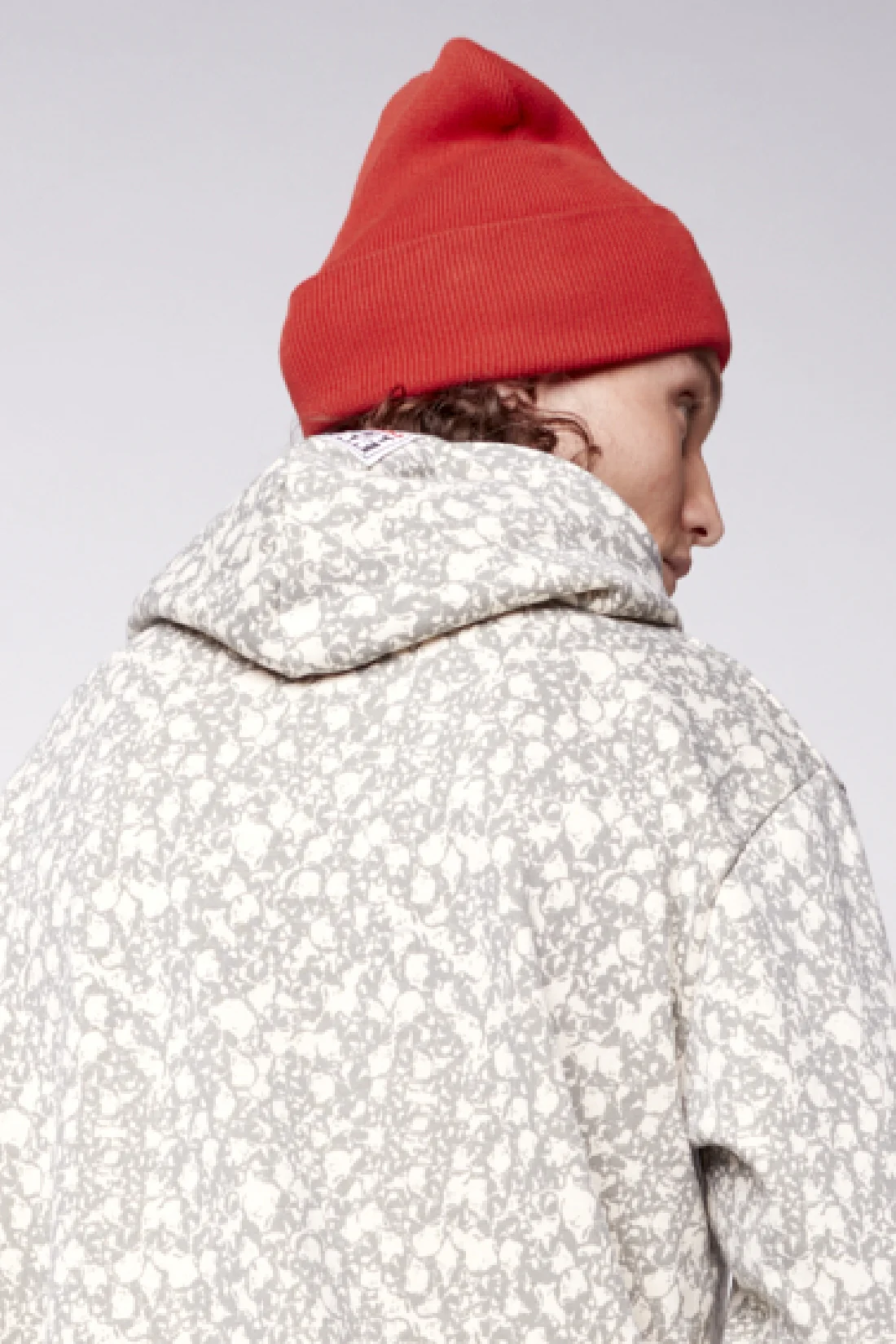 Cuffed Beanie With Large Logo Patch - Red - Image 4