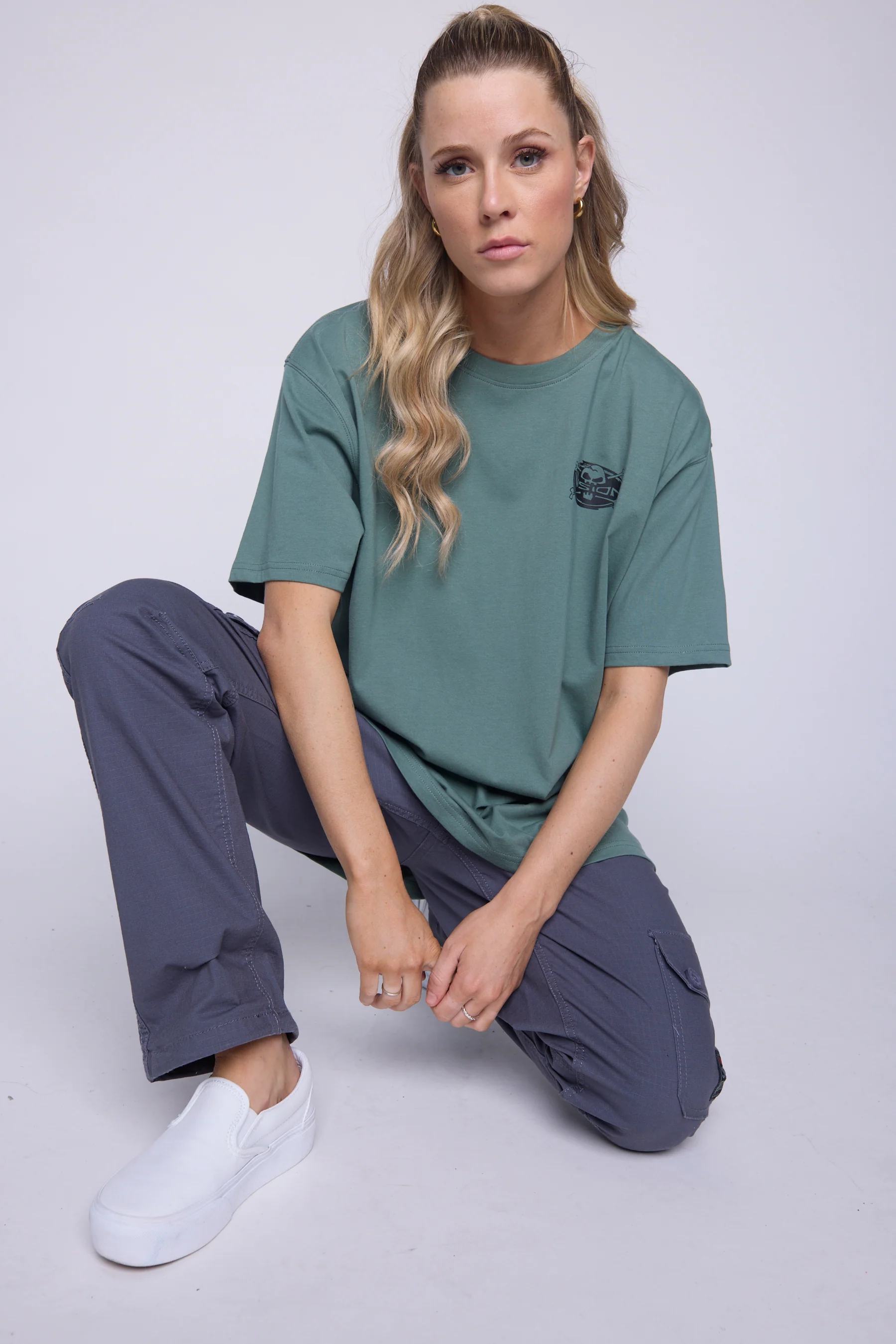 Skull Logo T-Shirt - Moss - Image 3