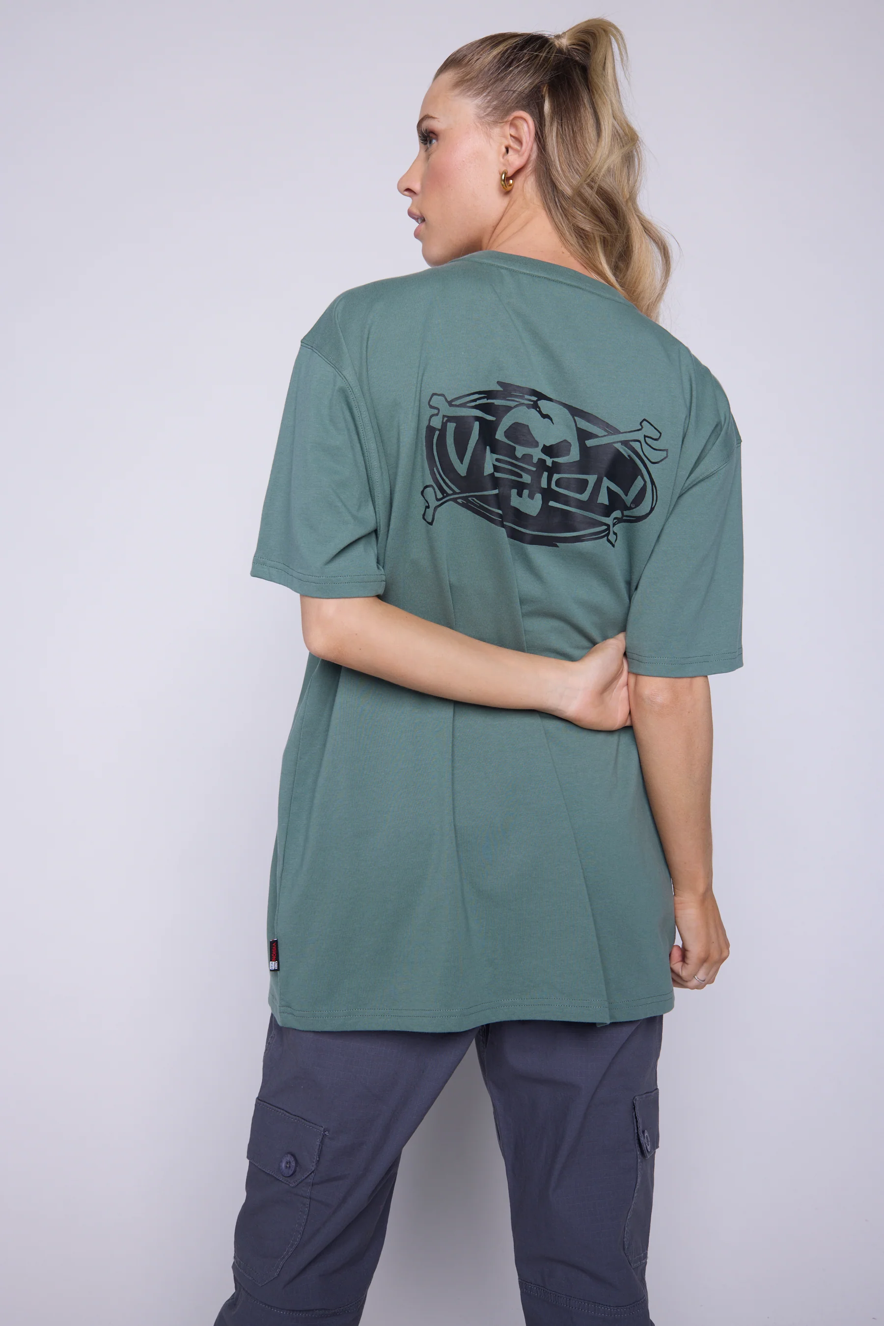 Skull Logo T-Shirt - Moss - Image 6